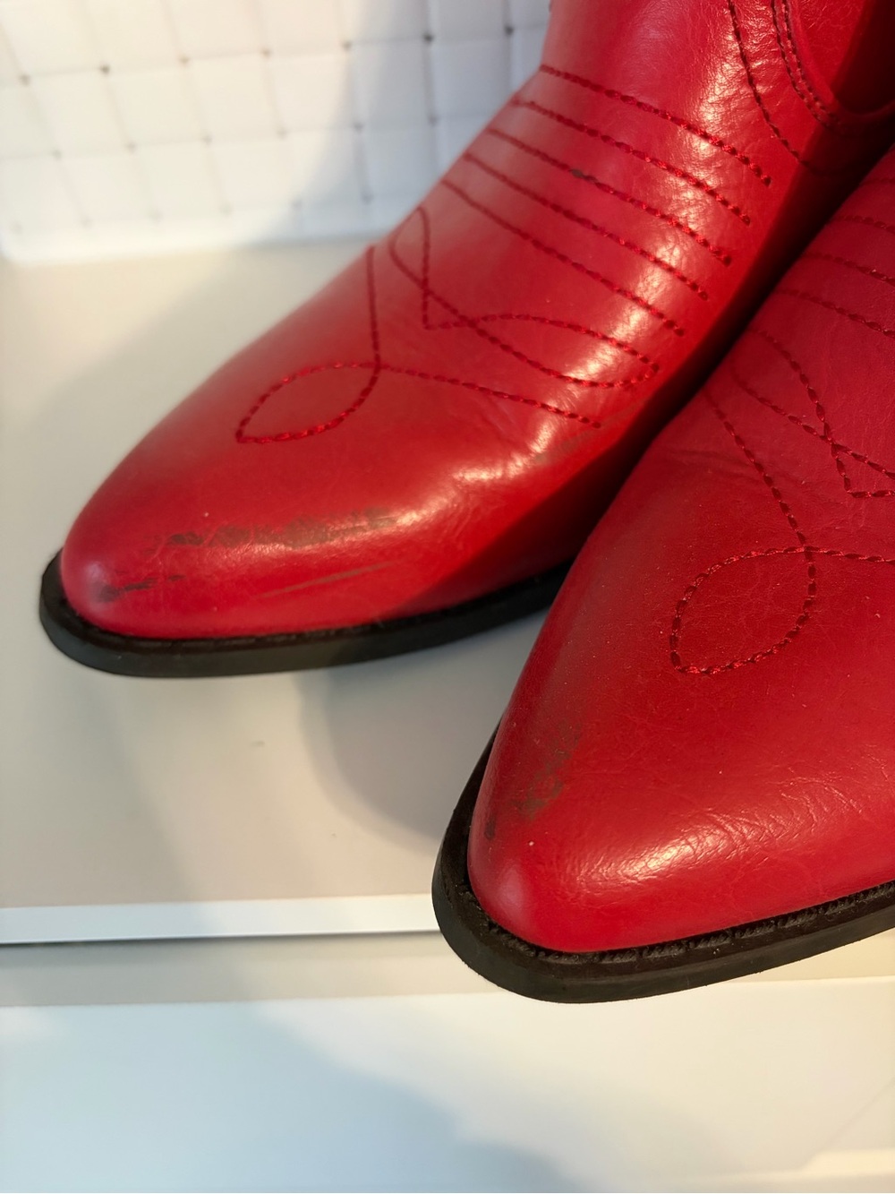 Red Western Cowboy Boots - Picture 5 of 5